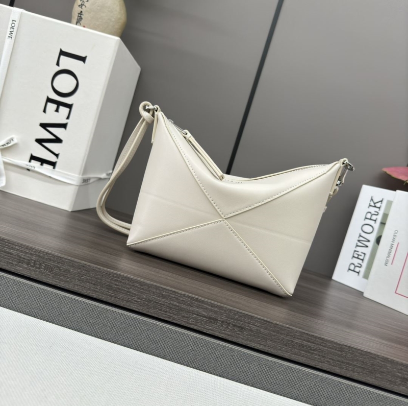 l*ew* satchel bags
